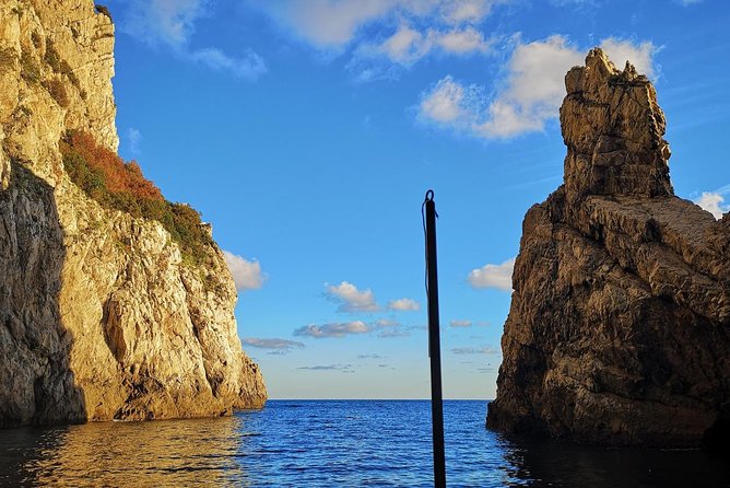 Private Island of Capri by Boat - Swimming and snorkeling in Capri’s clear water