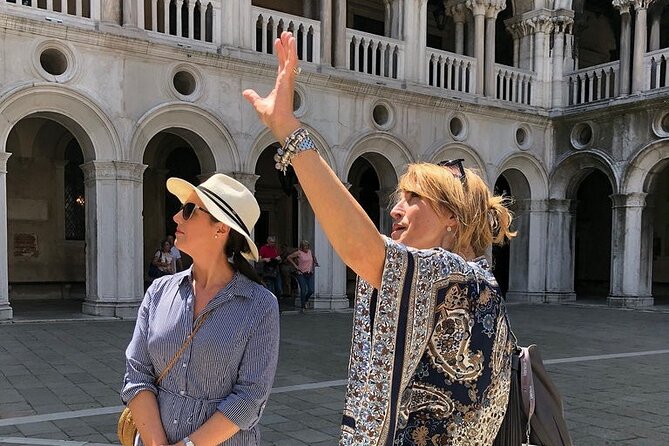 Private or Semi Doge's Palace & Saint Mark's Basilica Guided Tour - Meeting Your Guide in Piazza San Marco