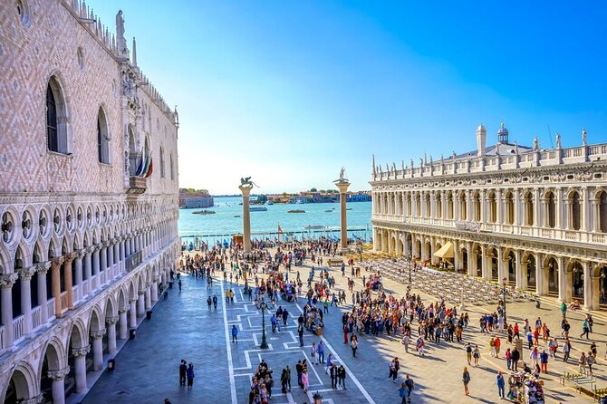 Private or Semi Doge's Palace & Saint Mark's Basilica Guided Tour - What a Private Guide Adds