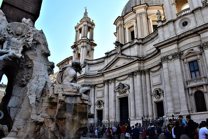 Private Rome WOW Tour in 1 Day: Luxury Car, Guide, Tkts & Lunch! - Entering the Vatican Museums and Sistine Chapel