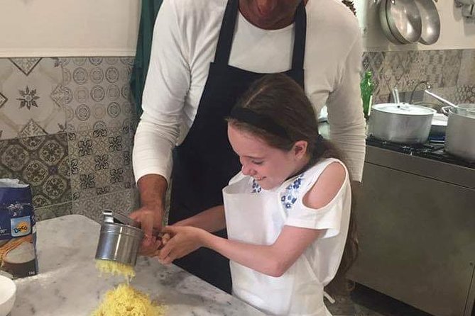 Private / Small Group at "Quanto Basta" School in Sorrento center - The hands-on lesson with Chef Tony