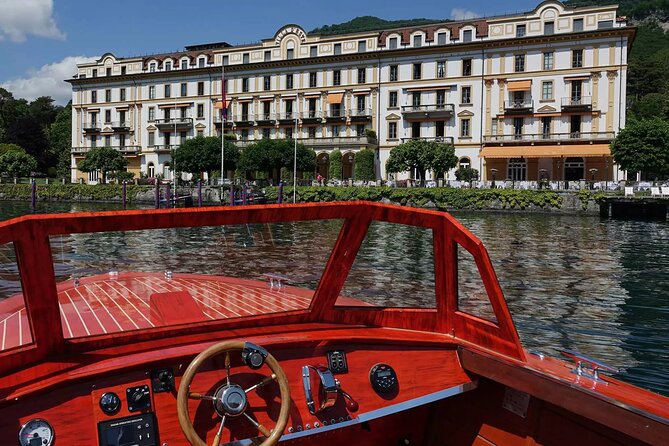 Private Tour by Classic Wooden Boat on Lake Como - Versace’s former home and Villa Passalacqua