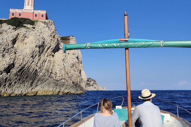 Private tour in a typical Capri boat - Key things to know before booking