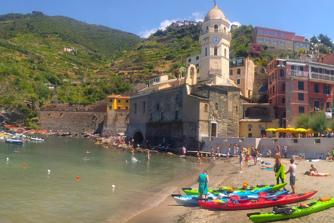 Private Tour to Cinque Terre from Florence - Summer heat, crowds, and changing sea conditions