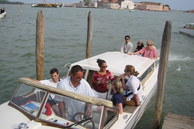 Private Venice 2 hrs Tour: Boat & Walking Tour with food tasting - Pastry, coffee, and cicchetti