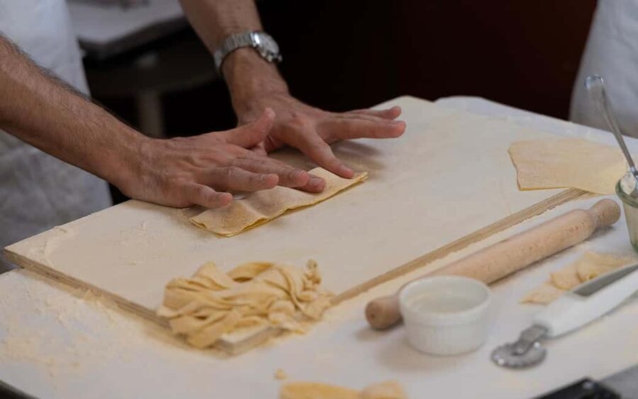 Rome: 3-in-1 Fettuccine, Ravioli, and Tiramisu Cooking Class - Practical details before you go
