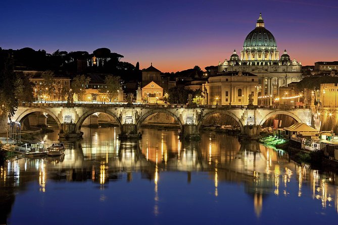 Rome After Dark: Explore the Eternal City Under the Moonlight - Trevi Fountain: The coin toss and the crowds