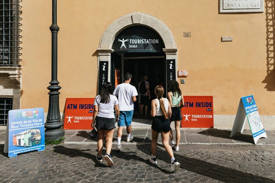 Rome: Altar of the Fatherland Elevator and Museum Tickets - Take the glass elevator beneath the chariot