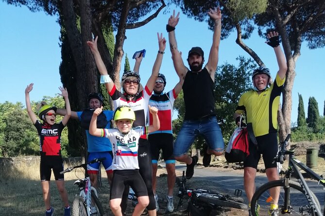 Rome: Appian Way E-bike Tour, Catacombs, Aqueducts & Transfer - Aqueduct Park gives the ride its big view