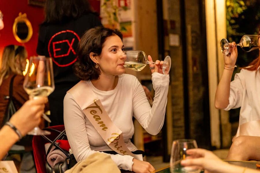 Rome: Bar Crawl with Local Guide & Drinks - Alcohol-free options make the evening more flexible