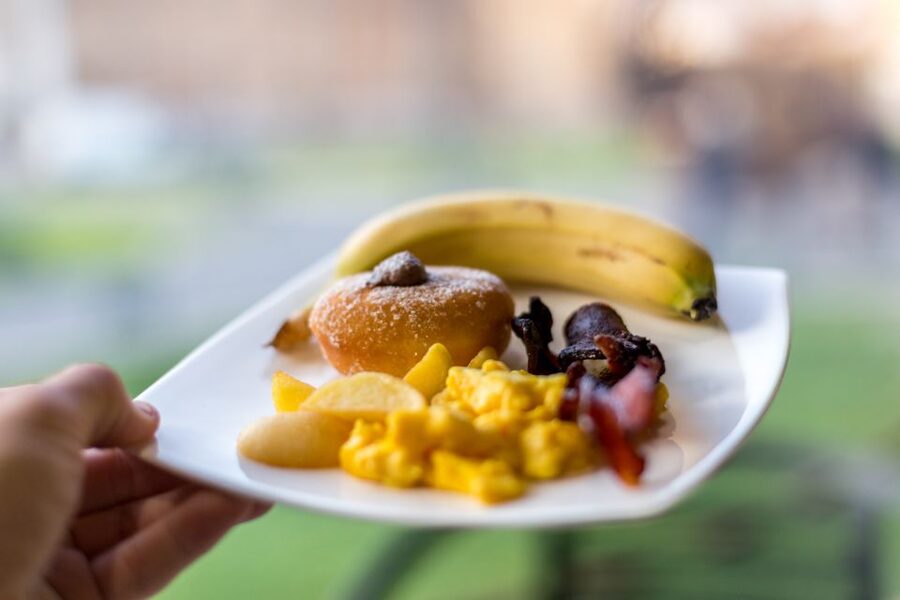 Rome: Breakfast & Tour of Vatican Museums & Sistine Chapel - Crossing to St. Peter’s Basilica