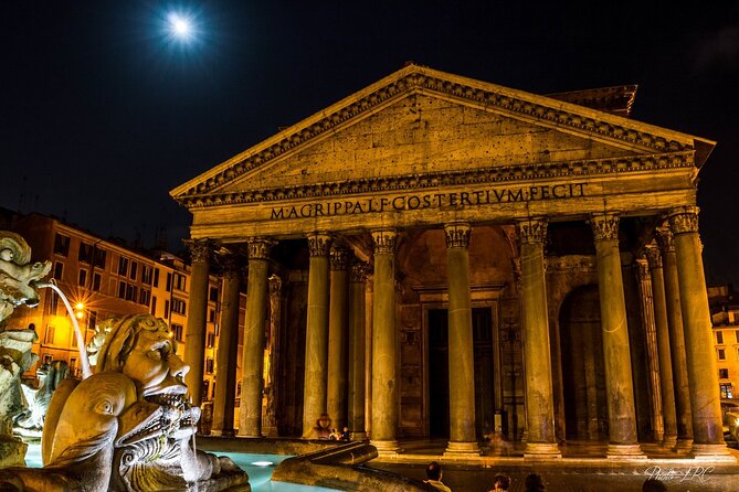 Rome by Night Walking Tour - Piazza Navona, fountains, and a natural finish