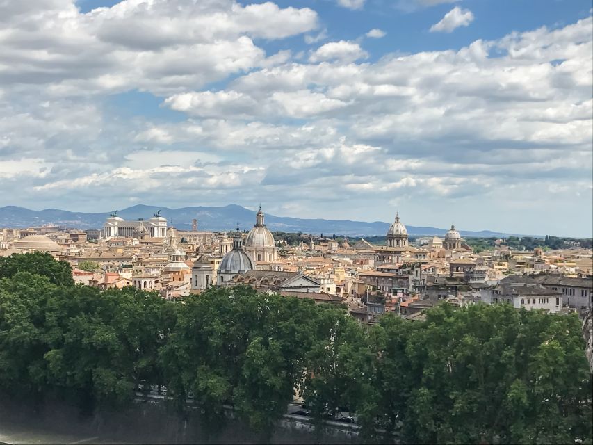 Rome: Castel Sant'Angelo Skip-the-Line Ticket - Papal rooms, frescoes, and art