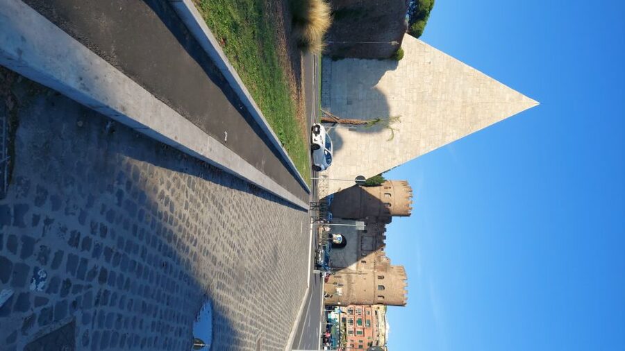 Rome: Catacombs and Appian Way Golf Cart Small-Group Tour - Why a golf cart makes sense in Ancient Rome