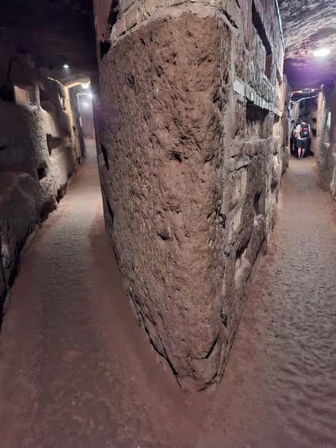 Rome: Catacombs Skip-the-Line Tour with Tickets - The guides make the difference