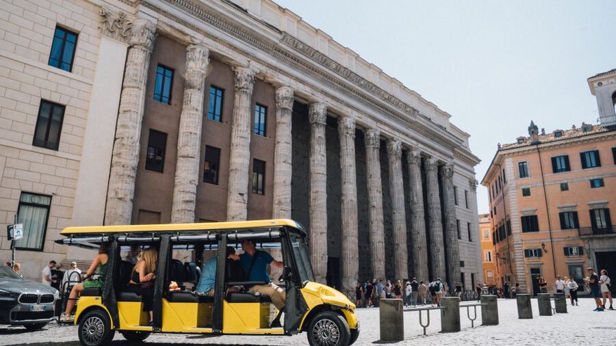 Rome: City Highlights Golf Cart Tour with Local Guide - Guide quality and the value of the commentary