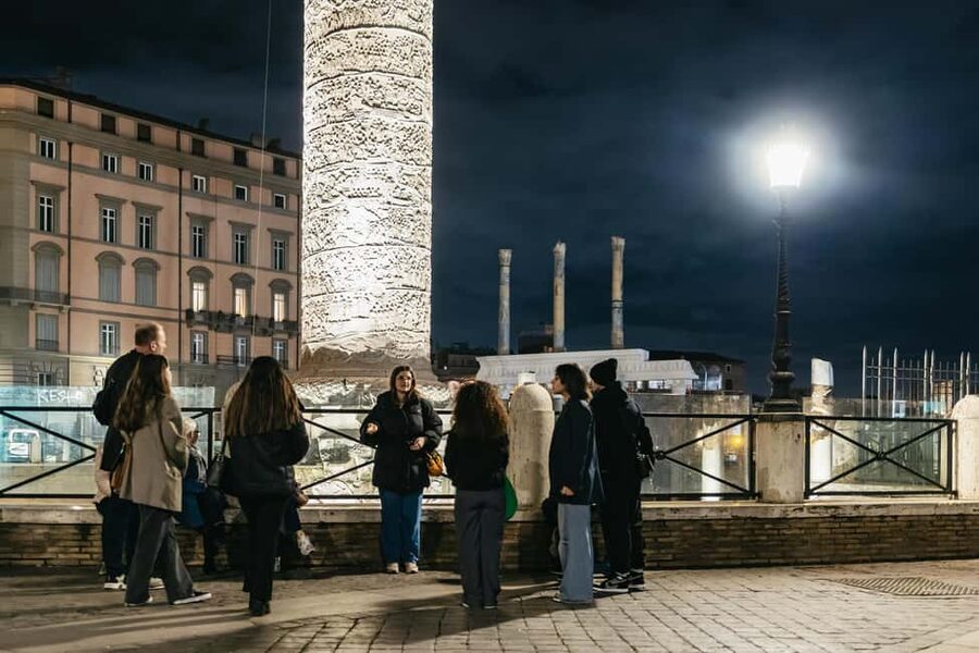 Rome: City Highlights Moonlight Walking Tour - Galleria Sciarra and Rome’s decorated side streets