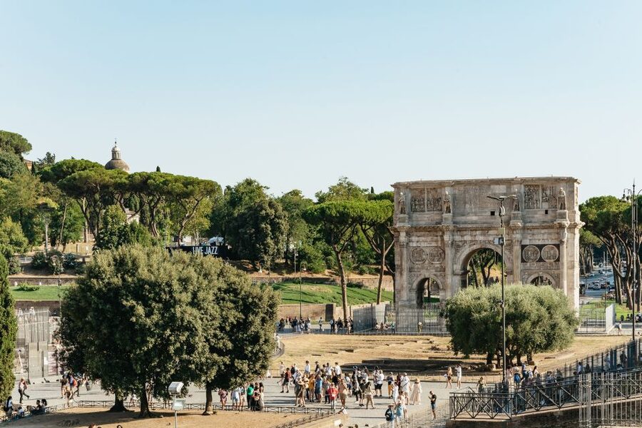 Rome: City Highlights Walking Tour - How much walking and information to expect