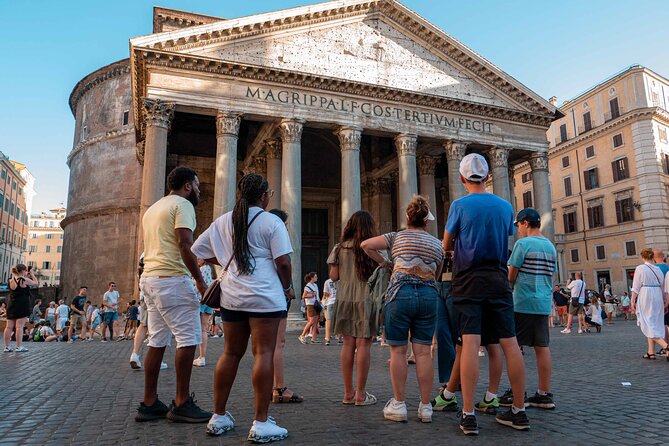 Rome City, Pantheon, and Trevi Fountain Walking Tour - Trevi Fountain, Rome’s grandest pause