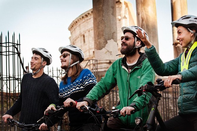 Rome City Small Group Bike Tour with quality Cannondale EBike - Trevi Fountain and the Spanish Steps