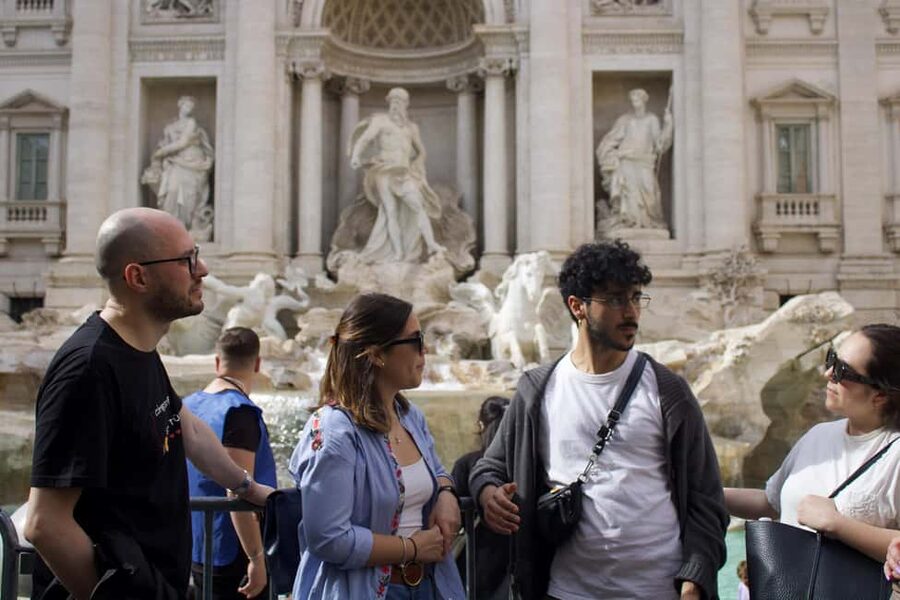 Rome: City Walking Tour in English or Spanish - Piazza Venezia and Trajan’s Column set the historical tone
