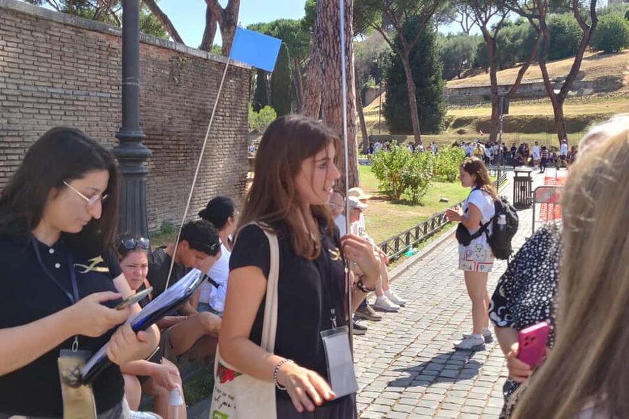 Rome: Colosseum Access and Self-Guided Virtual Reality Tour - The Roman Forum and Palatine Hill extend the visit