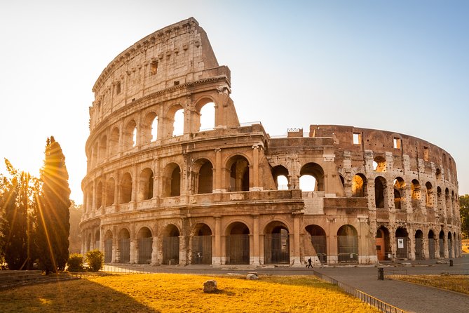 Rome: Colosseum Access with Official AI App & Arena Option - Crowds, security, and physical effort