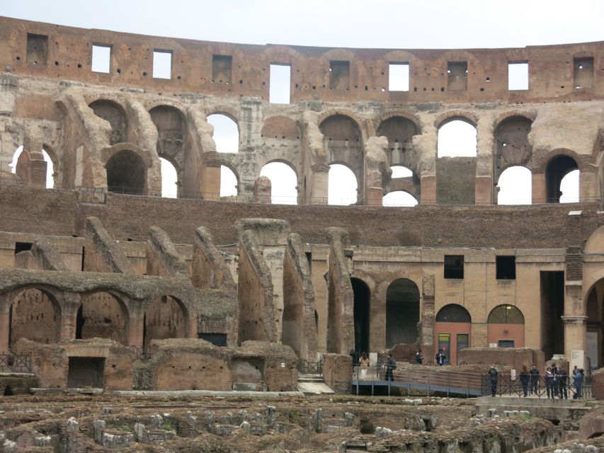 Rome: Colosseum Arena Floor, Roman Forum & Palatine Tour - The guides are the heart of the experience