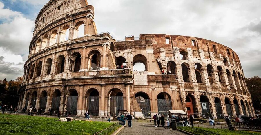 Rome: Colosseum Arena Floor, Roman Forum & Palatine Tour - Meeting point and timing deserve attention