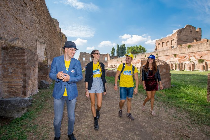 Rome: Colosseum Arena, Roman Forum & Palatine Hill Tour - Palatine Hill and the Views Across Ancient Rome