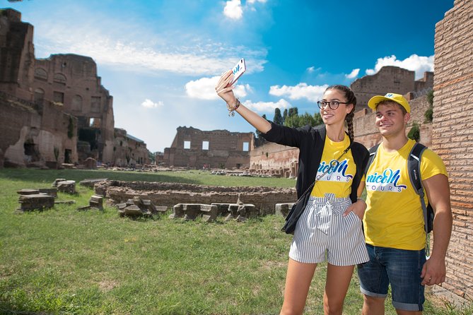 Rome: Colosseum Arena, Roman Forum & Palatine Hill Tour - Heat, Crowds, and What to Carry