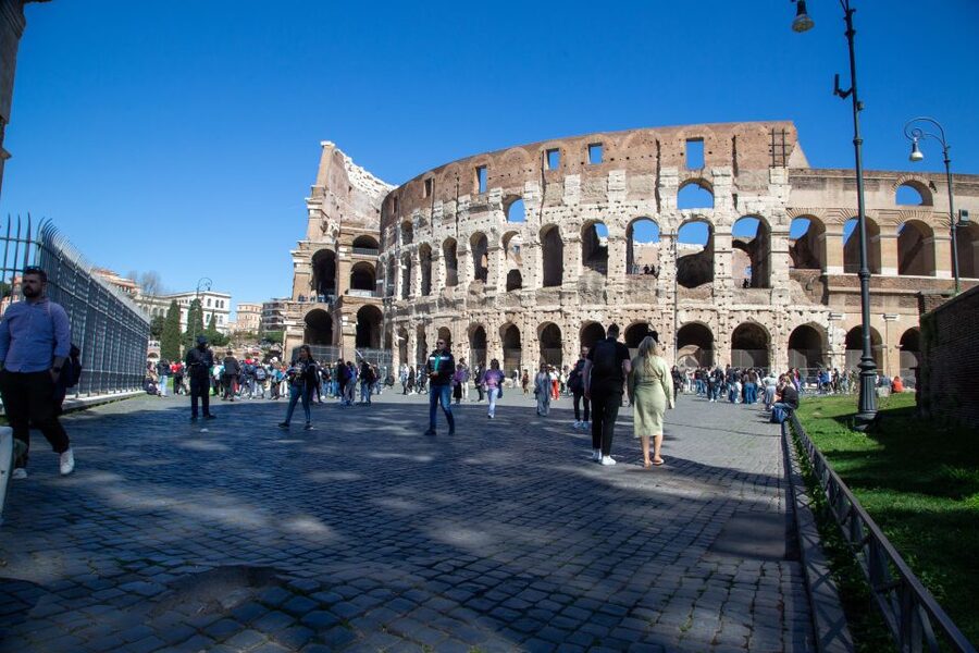 Rome: Colosseum Express Tour with Forum & Palatine Access - Should you book this Colosseum experience?