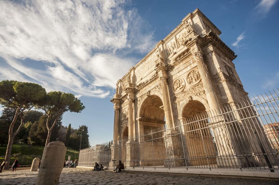 Rome: Colosseum, Forum, Palatine Hill Entry & Audioguide App - Museum collections and extra details at the Forum