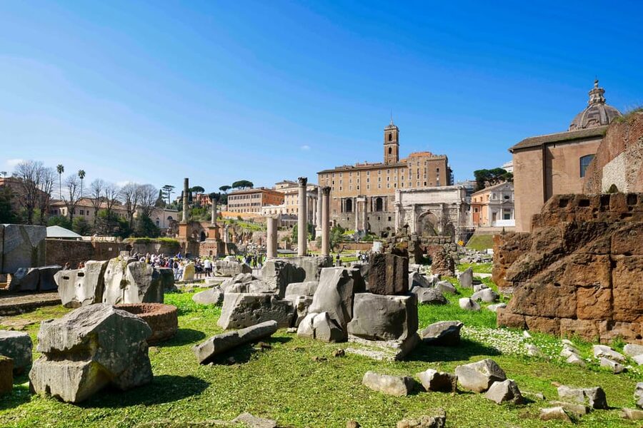 Rome: Colosseum & Forum with Audio Guide App -Optional Arena - Entering the Colosseum and handling the queue