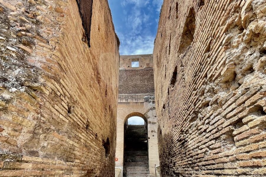 Rome: Colosseum Guided Tour with Entry Tickets - Entering the corridors and first floor