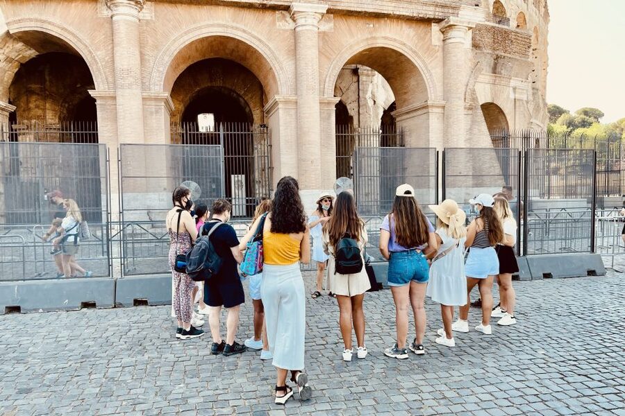 Rome: Colosseum Guided Tour with Entry Tickets - Timing, heat, crowds, and practical comfort