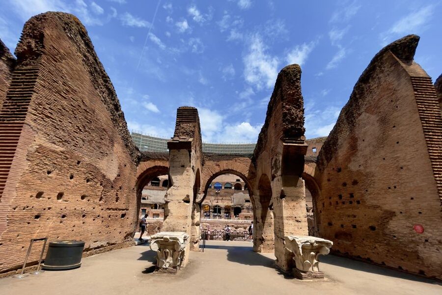Rome: Colosseum Guided Tour with Entry Tickets - Seeing the Colosseum from the outside