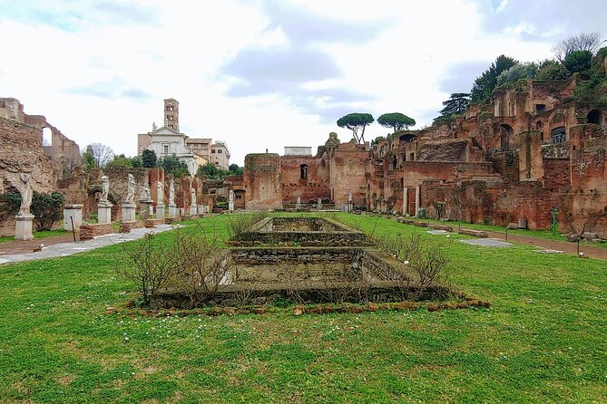 Rome: Colosseum Guided Tour with Roman Forum and Palatine hill - Family suitability, weather, and pace