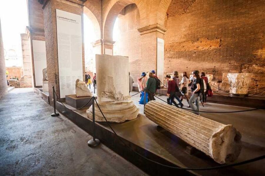 Rome: Colosseum, Palatine & Roman Forum Tour w/Entry Ticket - The first level of the Colosseum