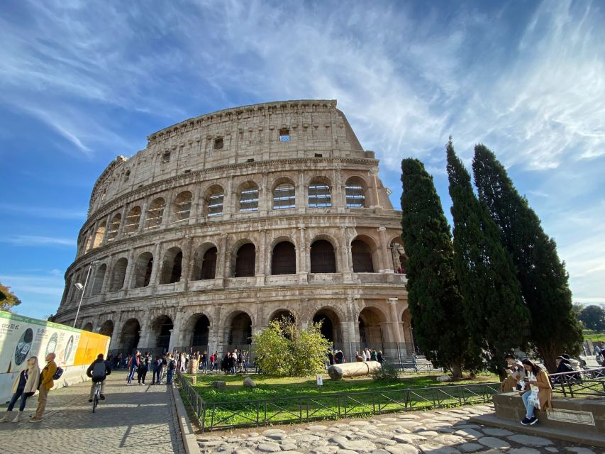 Rome: Colosseum, Roman Forum, and Palatine Hill Ancient Tour - Heat, pace, and comfort