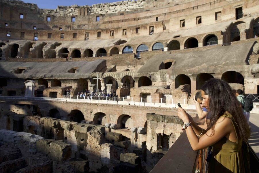 Rome: Colosseum, Roman Forum and Palatine Hill Group Tour - What the $28 price really gets you