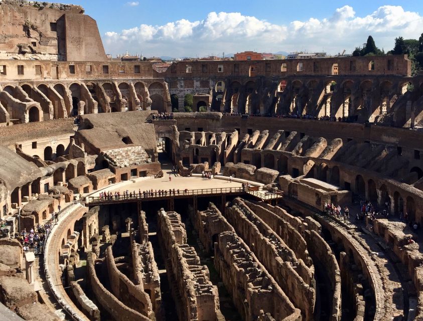 Rome: Colosseum, Roman Forum, and Palatine Hill Tour - Heat, crowds, and what to carry