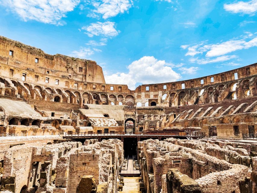 Rome: Colosseum, Roman Forum, Palatine with Multimedia Video - The English walk through Navona, the Pantheon, and Trevi Fountain