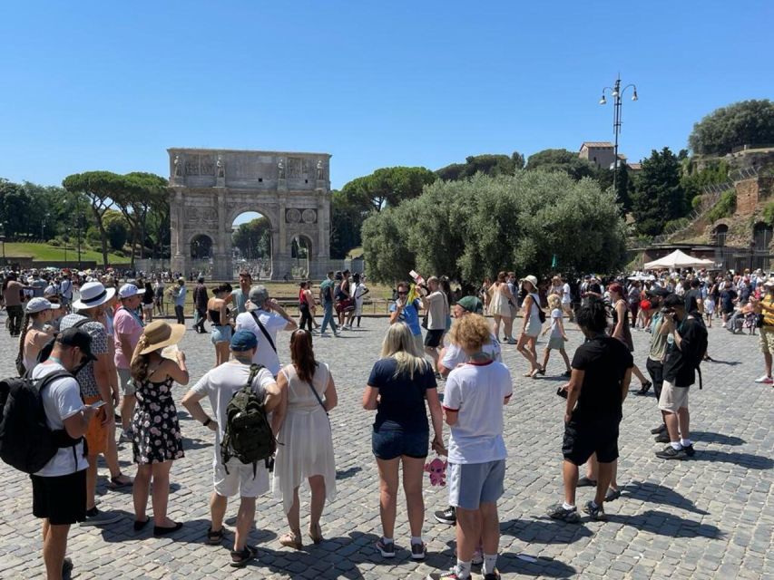 Rome: Colosseum, Roman Forum & Trajan's Market Exterior Tour - What this tour really offers