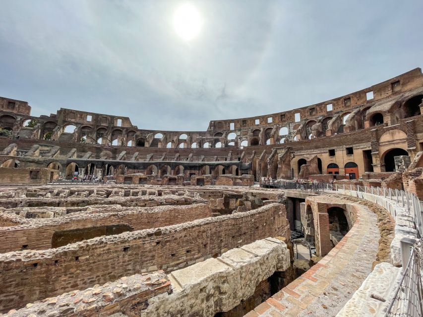 Rome: Colosseum Tour with Access to the Gladiator Arena - Meeting at Via del Colosseo 31