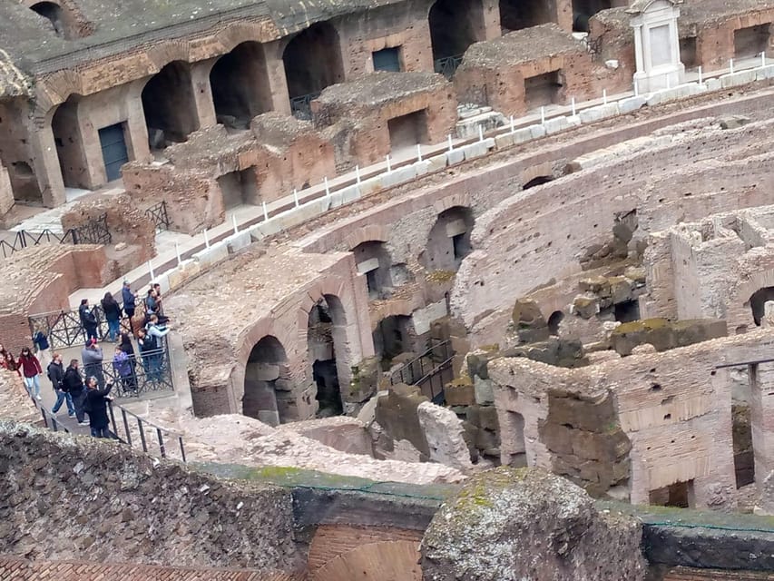 Rome: Colosseum with Access to Arena Floor and Ancient Rome - Finding the green kiosk near Colosseo station