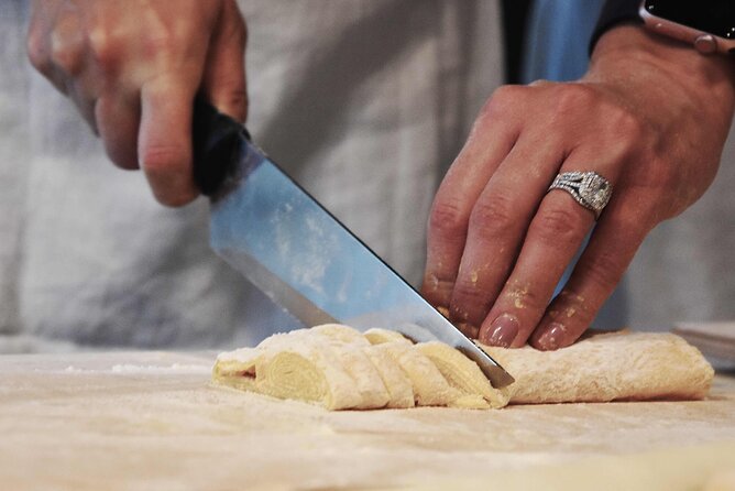 Rome Cooking Class: Fresh Pasta Two Ways & Tiramisu with wine - Why this Vatican-area cooking class is worth your evening