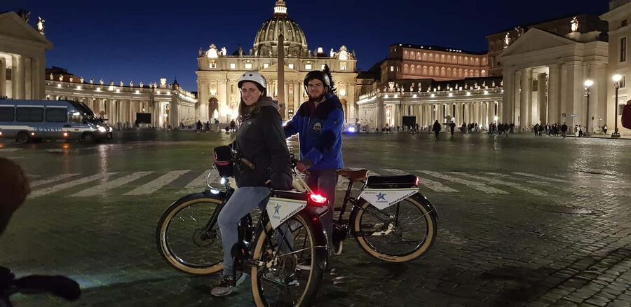 Rome: E-Bike Sunset Tour with Pizza Option - Why an e-bike works well in Rome