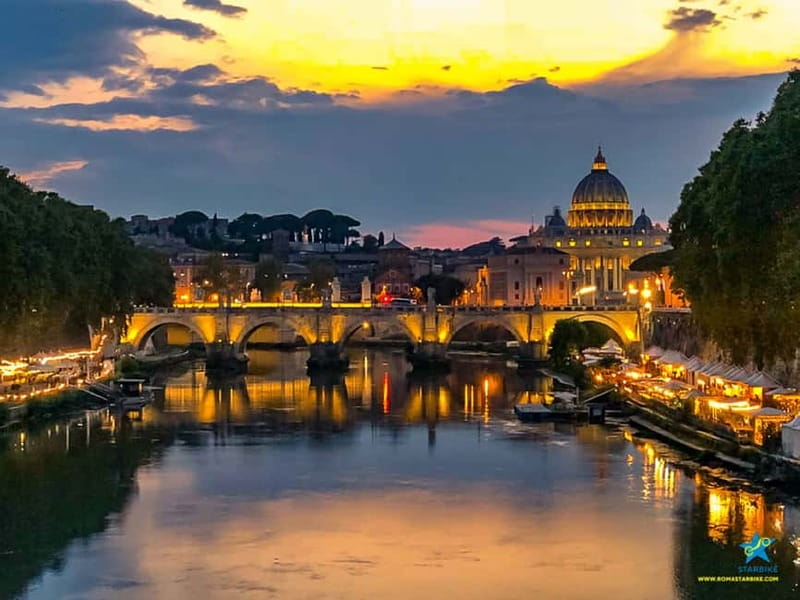 Rome: E-Bike Sunset Tour with Pizza Option - Piazza Venezia and Capitoline Hill