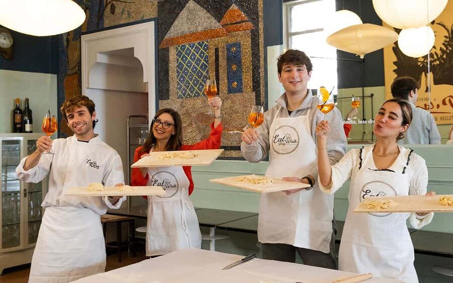 Rome: Enjoy Spritz and Pasta Making in Piazza Navona - A practical Roman evening near Piazza Navona